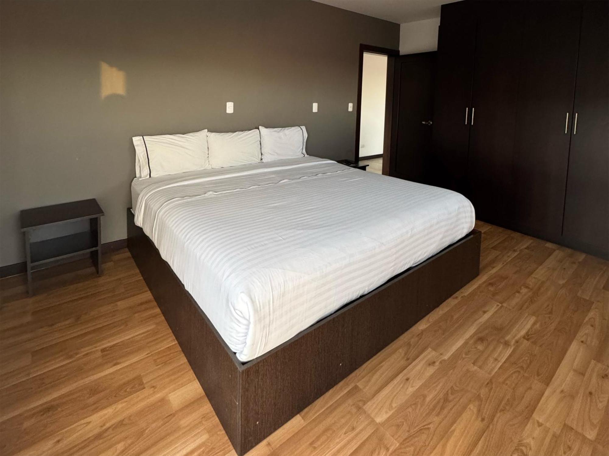 Gaviota Apartments & Suites Cuenca Luaran gambar